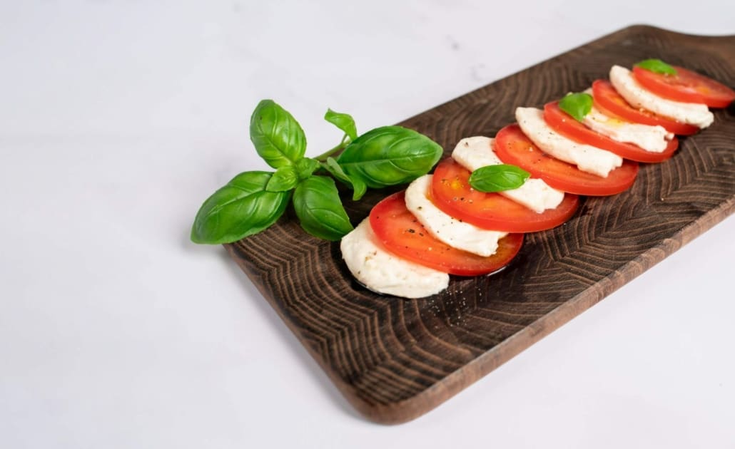 Vanozza eignet sich natürlich auch für den Klassiker mit Tomaten und Basilikum. (Foto: Vanozza)