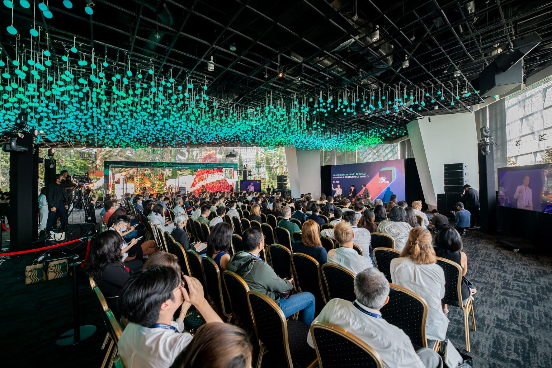 Im Rahmen des Greentech Festival gibt es zahlreiche Keynotes, Diskussionsrunden und Deepdives zu Nachhaltigkeitsthemen.