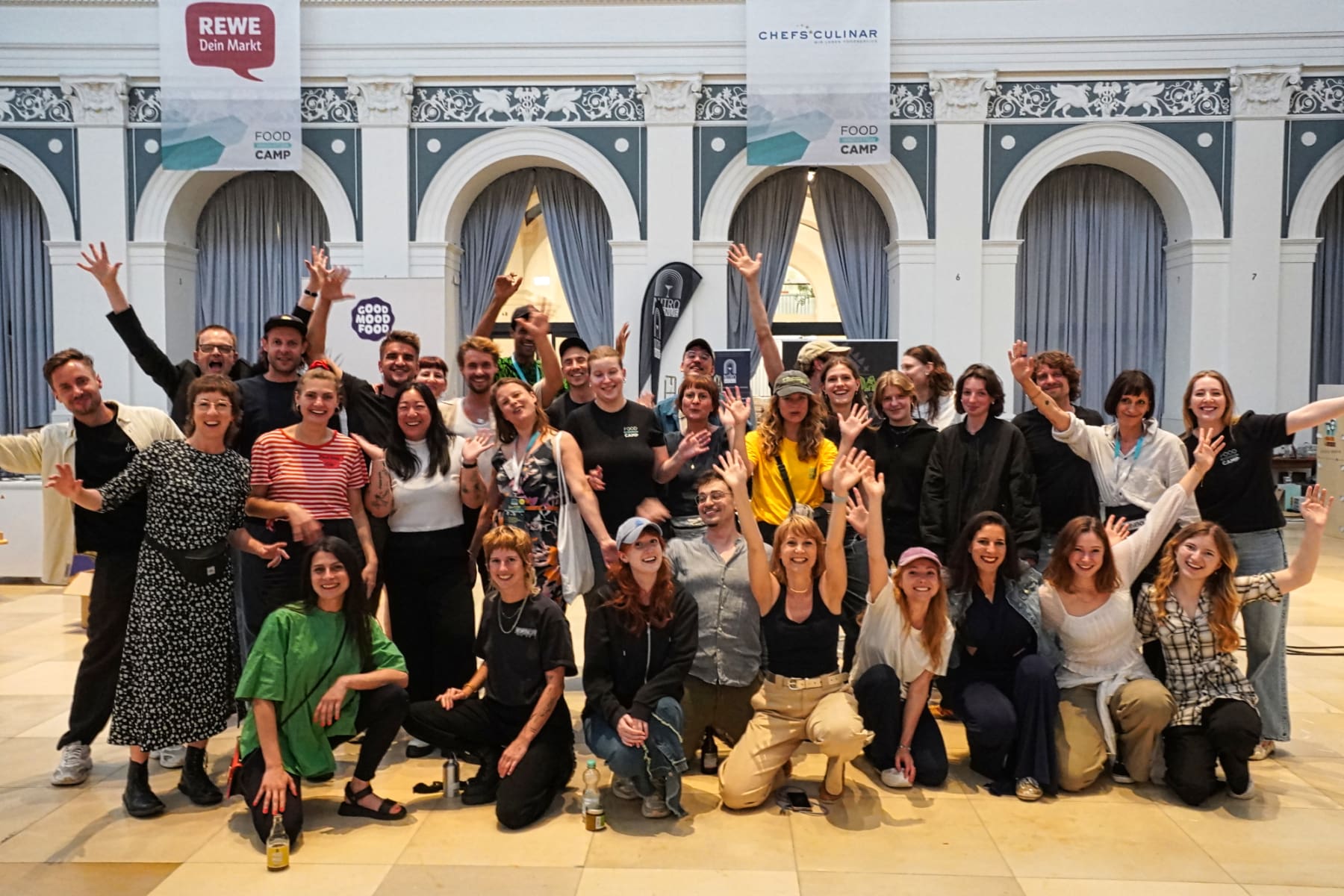 Das Team vom Food Innovation Camp freut sich über ein großartiges Event.